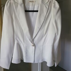 Elegant White Blazer